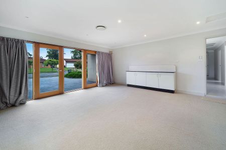 33 Ferraby Drive, Metford. - Photo 2