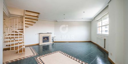 Ático-Dúplex en alquiler en Conde Orgaz – Madrid | Gilmar Consulting - Photo 3