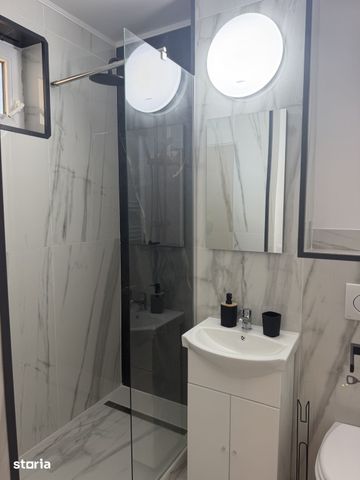 ap 3 camere decomandate renovat et 1 Strand central - Photo 5