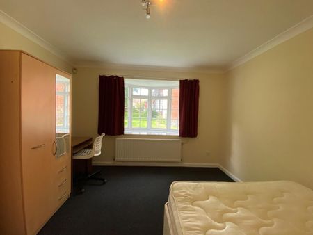 4 bedroom house share to rent - Photo 2