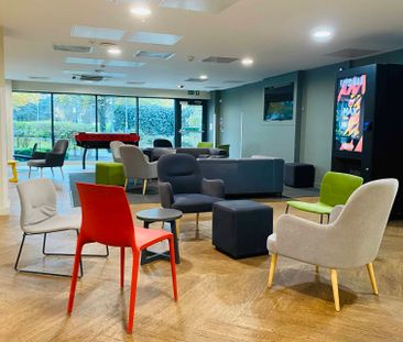 Large Standard Single Ensuite - Photo 2