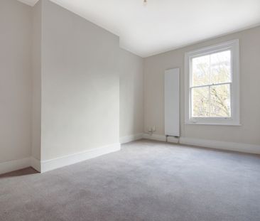 Meadow Road, London, SW8 - Photo 4