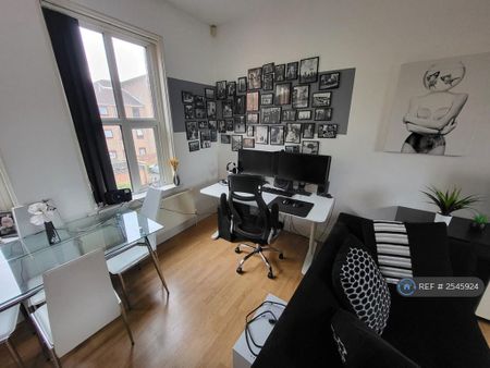 1 bedroom flat to rent - Photo 4