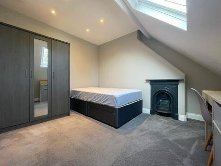 6 bedroom terraced house to rent - Photo 3