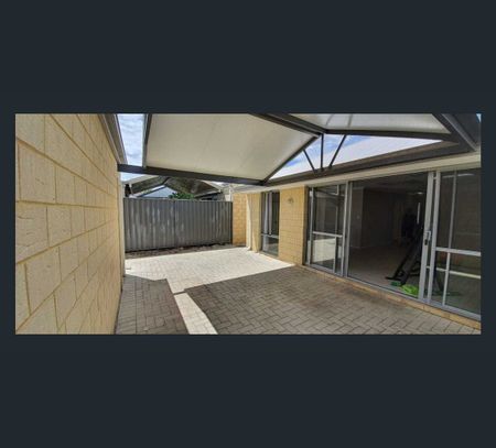 27 Cochrane Loop, Aveley, WA 6069 - Photo 5