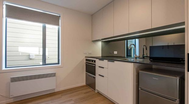 Fully furnished studio in a great location - Photo 1