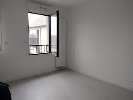 Appartement 3 pièces – 63 m² environ à Saint-Coulomb (ref : 39262) - Photo 3