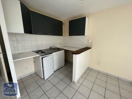 Location Appartement 1 pièce 32m² CLERMONT FERRAND 63000 - Photo 2