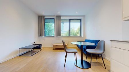 1 bedroom flat to rent - Photo 2