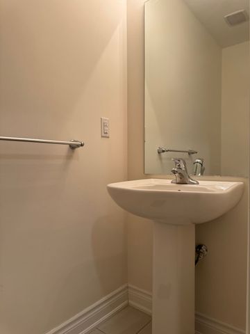 For Lease - 370 Kirkham Drive, Markham, Ontario - Photo 5