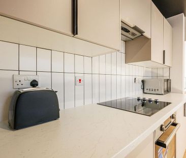 1 bedroom house of multiple occupation to rent - Photo 1