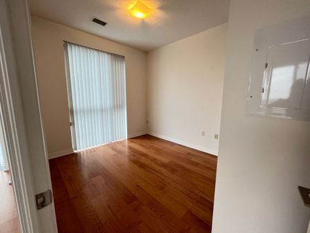 For Lease - 25 Cole Street Unit# 913, Toronto, Ontario - Photo 3