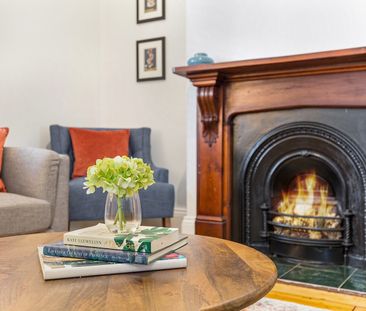 347 Bank Street, South Melbourne VIC 3205 - House For Rent | Domain - Photo 1