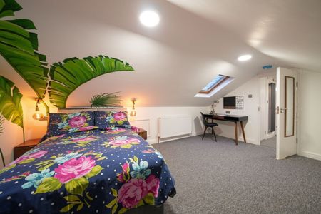 James Road, Bristol - Photo 3