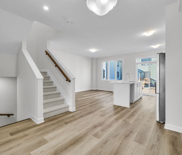 For Lease - 2526 Esprit Drive, Orleans - Cumberland and Area, Ontario - Photo 2