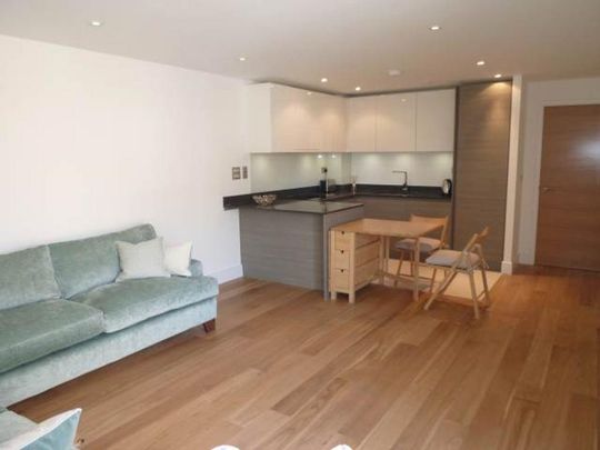 1 bedroom flat to rent - Photo 1