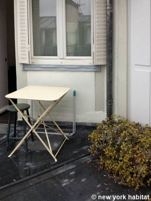 Logement à Paris, Location meublée - Photo 1