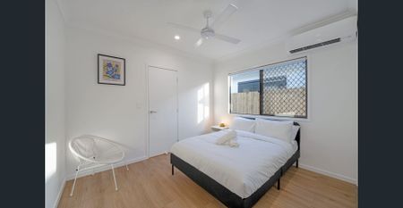Fully Furnished Near New Studio + Your Own Private Courtyard - Photo 3