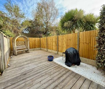 2 bedroom terraced house to rent - Photo 3