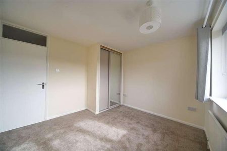 Lark Road, Mildenhall, Bury St. Edmunds, Suffolk, IP28 - Photo 3