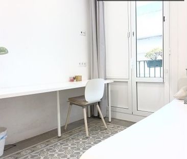 barcelona, Catalonia 08820 - Photo 6