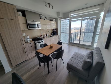 For Lease - 290 Adelaide Street Unit# 3812, Toronto, Ontario - Photo 5