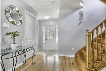 For Lease - 30 Monaco Court, Brampton, Ontario - Photo 3