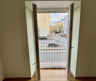 Sanierte Kleinwohnung- in zentraller Stadtlage 1.OG, inkl. neuem Kü... - Photo 2
