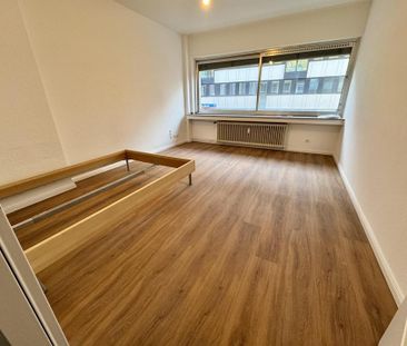 Modernisierte 1,5 Zi-Wohnung in City-Lage | neue EBK uvm. - Photo 1
