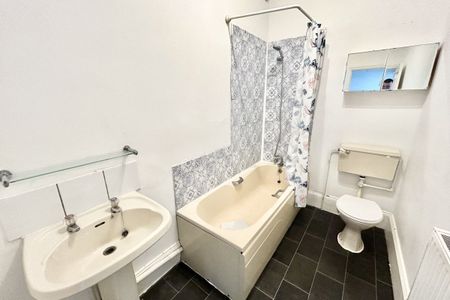 Salisbury Road - Photo 5