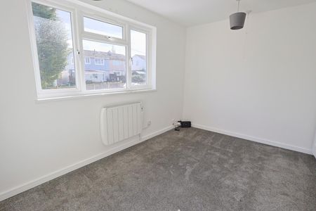 Hayton Green, Coventry - Available Now - Photo 2