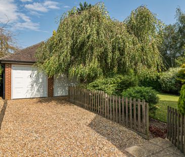 4 Bedroom House - Manor Road, Durley - Photo 2