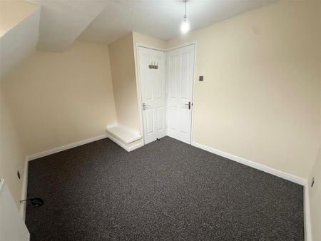 Idle Court - Photo 3