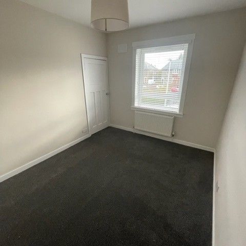 2 Bed Flat, Broomside Terrace, EH12 - Photo 1