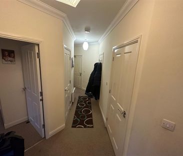 Cadwal Court, Llantwit Fardre, PONTYPRIDD - Photo 4