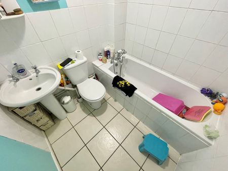 Chapel Road, Attleborough - Photo 5