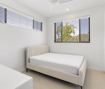 Modern 3-Bedroom Townhouse in Prime Morningside Location - Photo 5