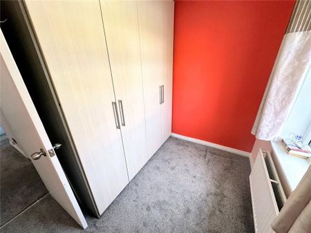 4 bedroom detached house to rent - Photo 5