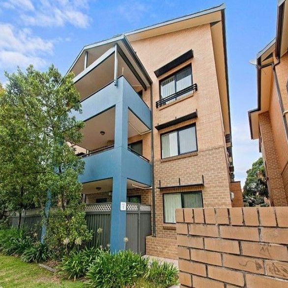 Home For Rent - Photo 1