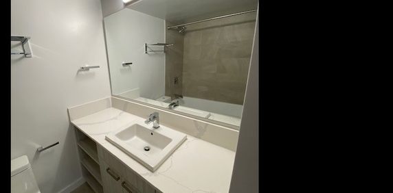 YORK HOUSE - Photo 2