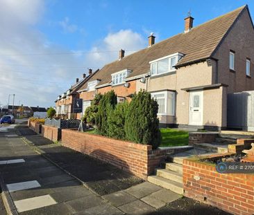 3 bedroom semi-detached house to rent - Photo 5