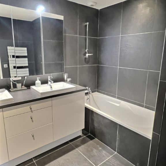 LA GARENNE COLOMBES - 3 Pièces - 76m² - Photo 1