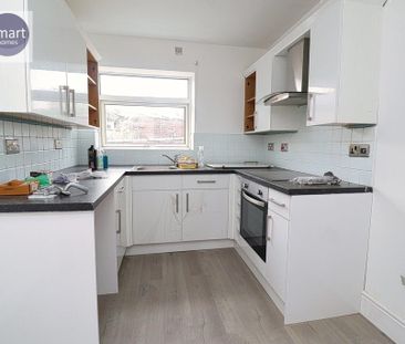 2 bedroom barn conversion to rent - Photo 2