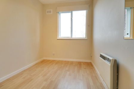 2 bedroom semi-detached house to rent - Photo 5