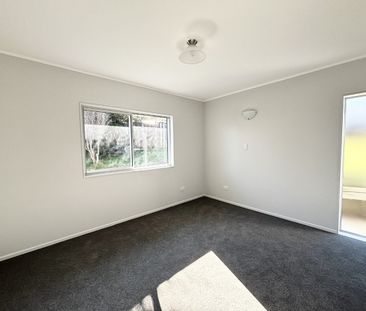 15B Cypress Drive, Maungaraki - Photo 4
