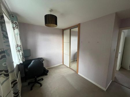 3 bedroom House To Let - Photo 5