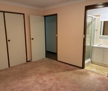 Short walk to Town - Photo 6