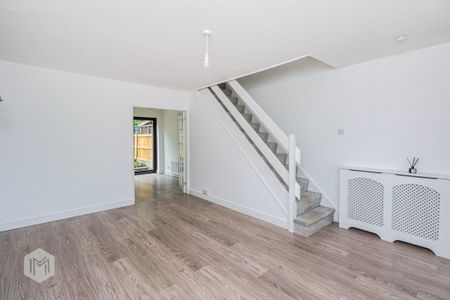 3 bedroom semi-detached house to rent - Photo 2