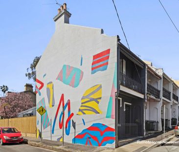 Character and convenience - Photo 3