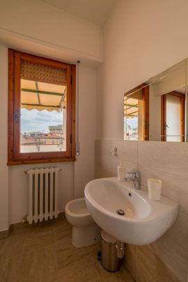 Bright room in Piazza Augusto Conti - Photo 1